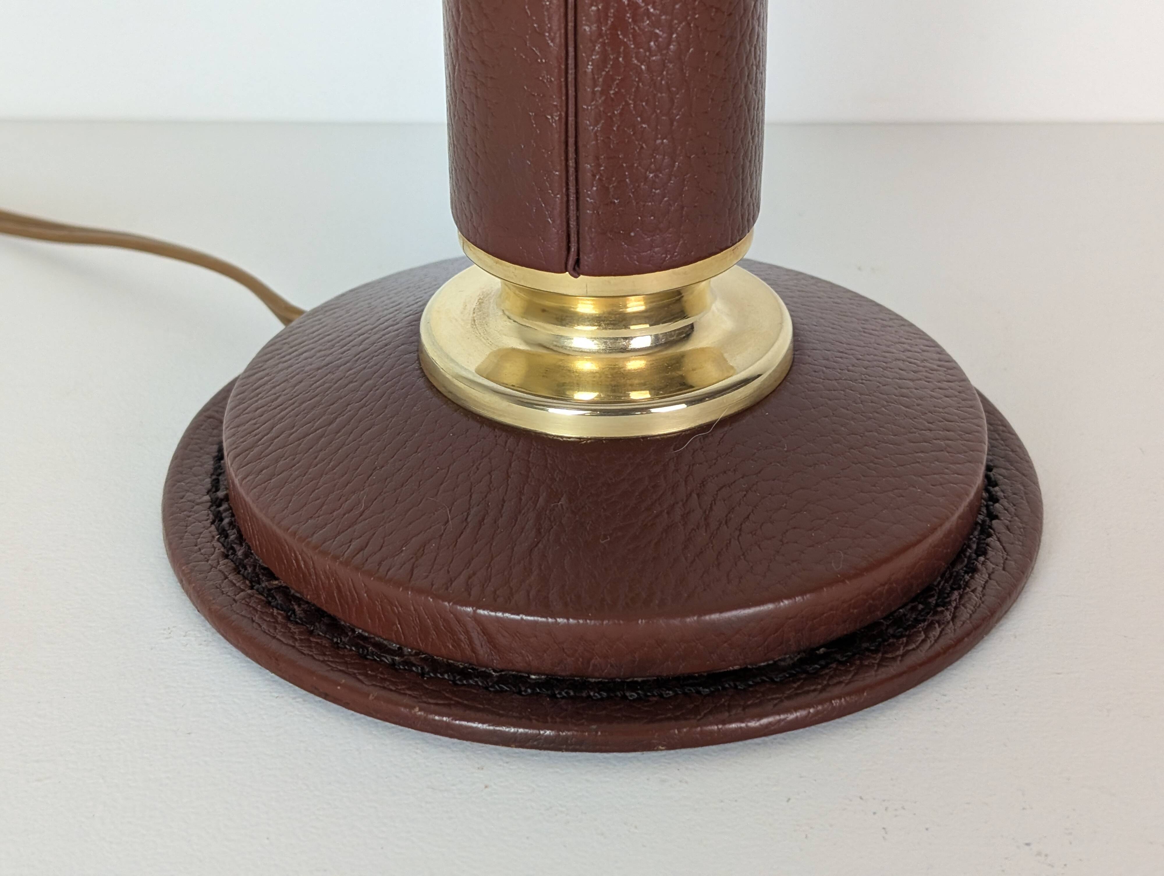 Le Tanneur leather lamp