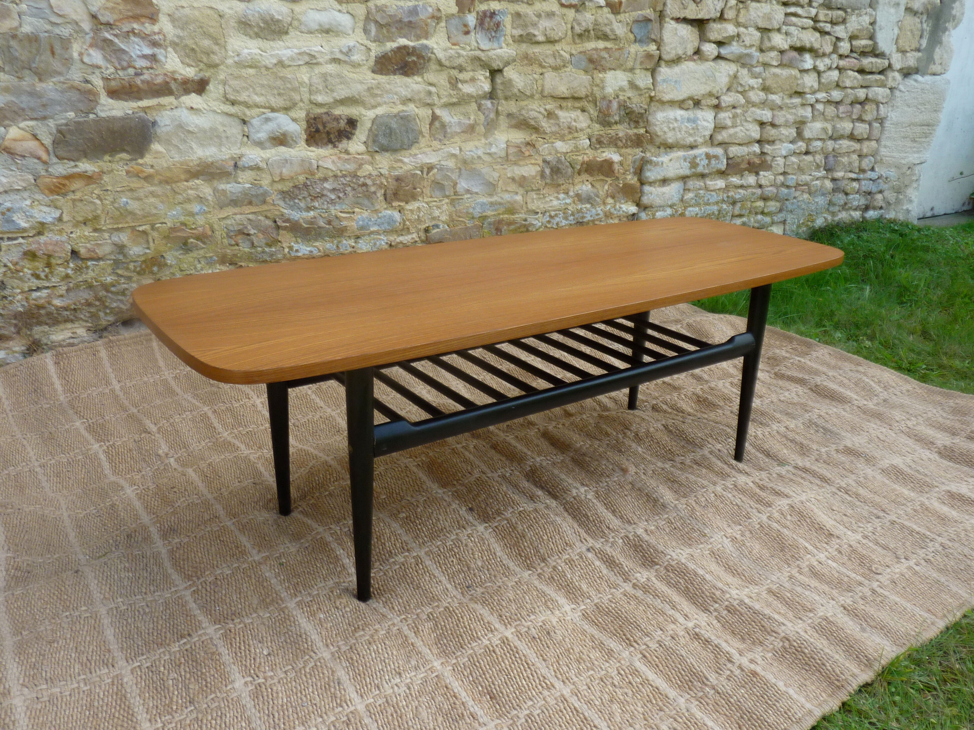 Scandinavian coffee table 60