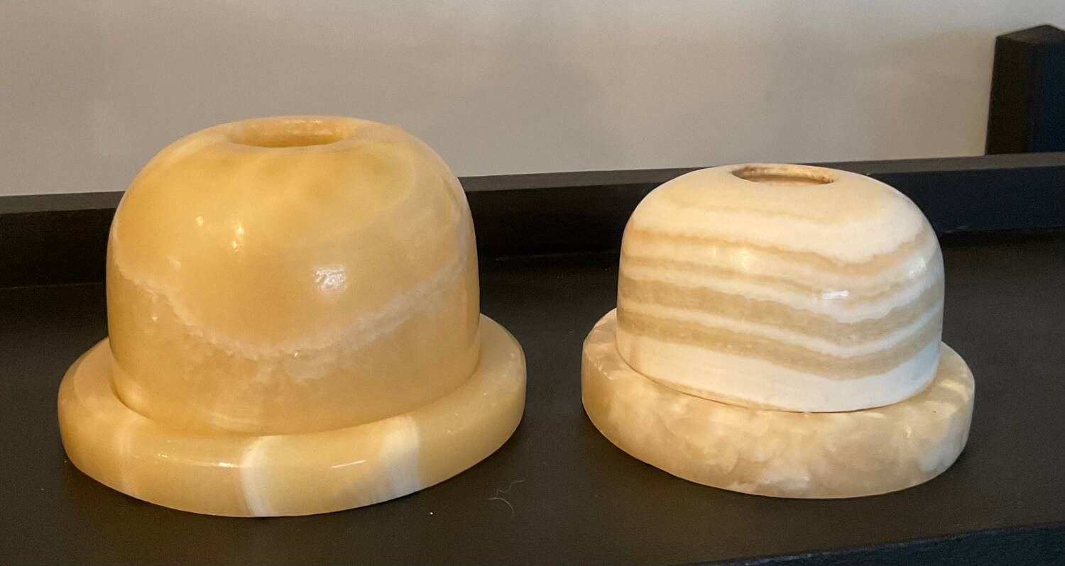 Duo de bougeoirs vintage en Albâtre années 70