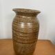 Vase en grès motif végétal