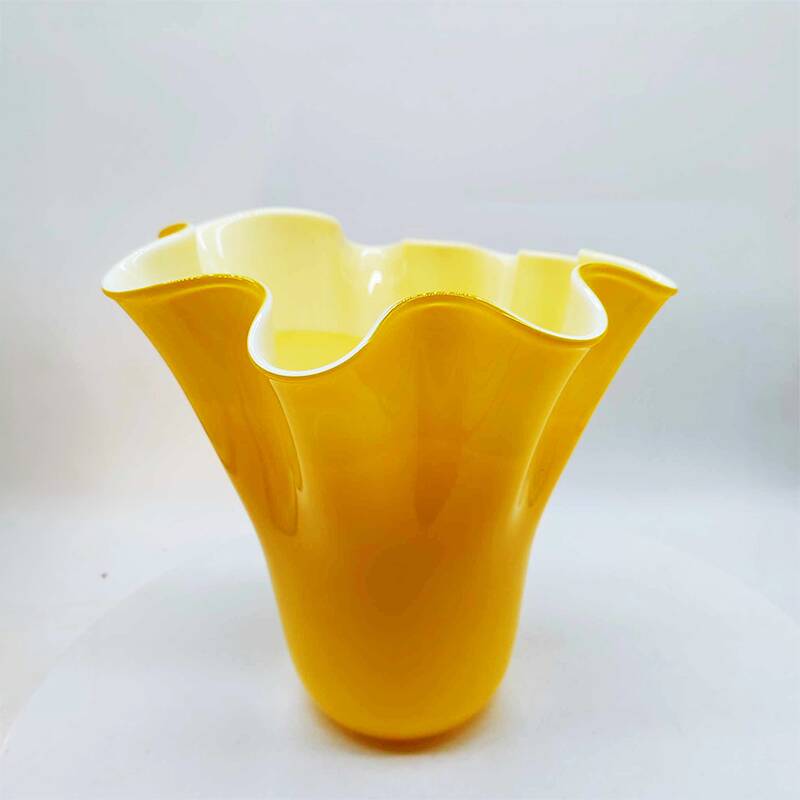 1970S Stunning Jacketed Fazzoletto Vase in Murano Glass. Made in Italy