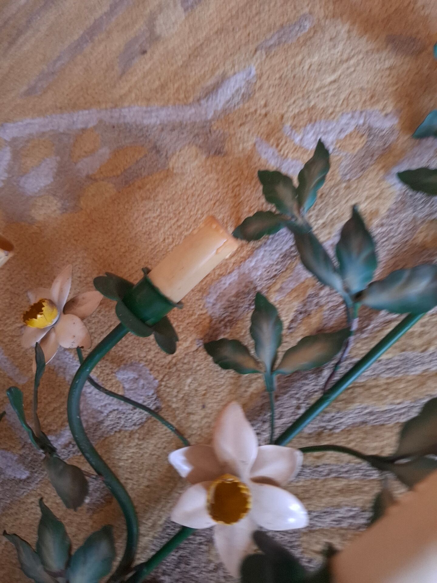 Applique decor de fleurs en métal