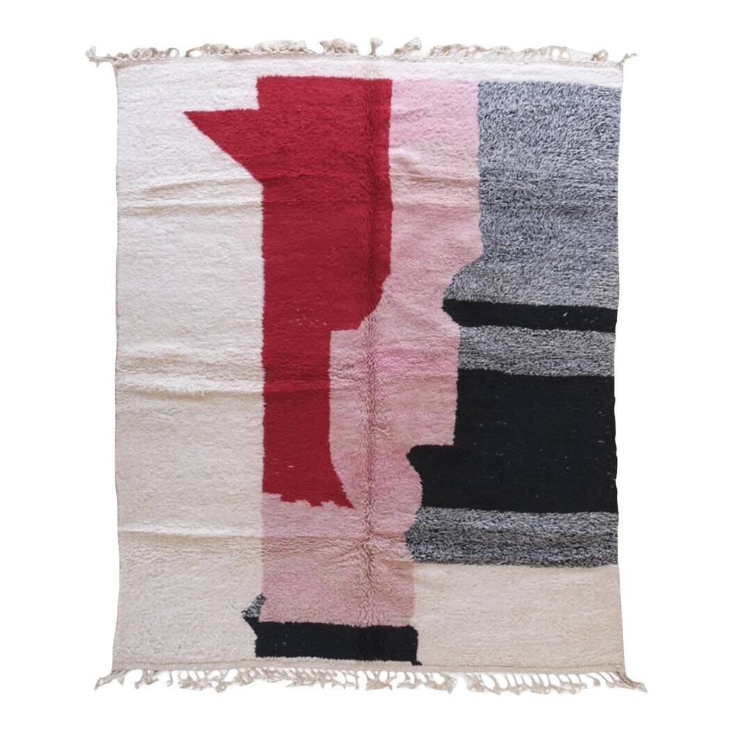Traditional hand-woven Berber wool rug, size 150 x 250 cm