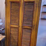 Indian wardrobe Rajasthan yellow, with clerestory