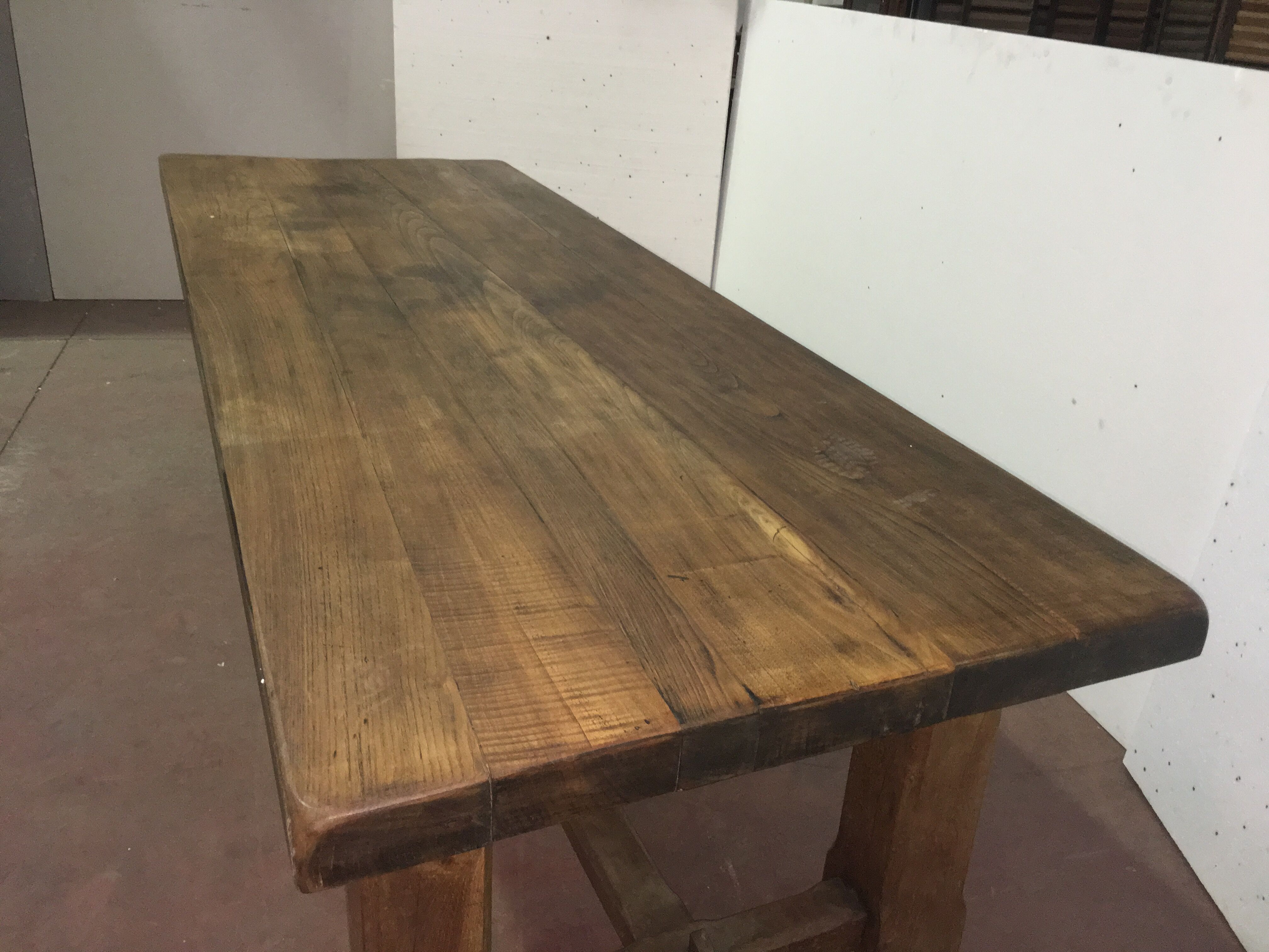 Farmhouse table in solid oak