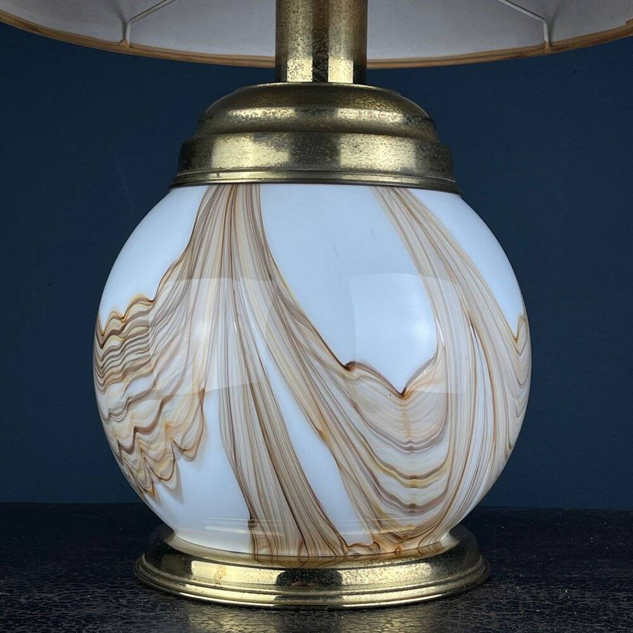 Lampe de table en verre de Murano, Italie, années 1970