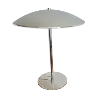 Chrome desktop led saucer lamp