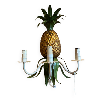 Pineapple wall light