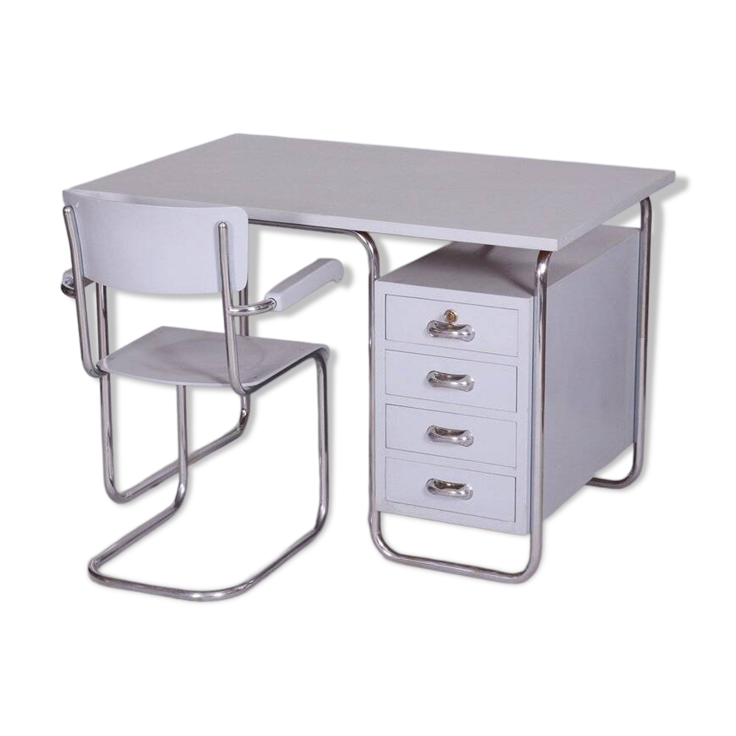 Bauhaus Lacquered Wood Writing Desk & Chair attributed to Hynek Gottwald, 1930s, Set of 2