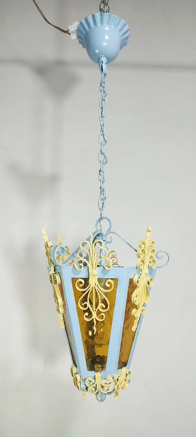 Lámpara de techo o farol. España, 1980s.