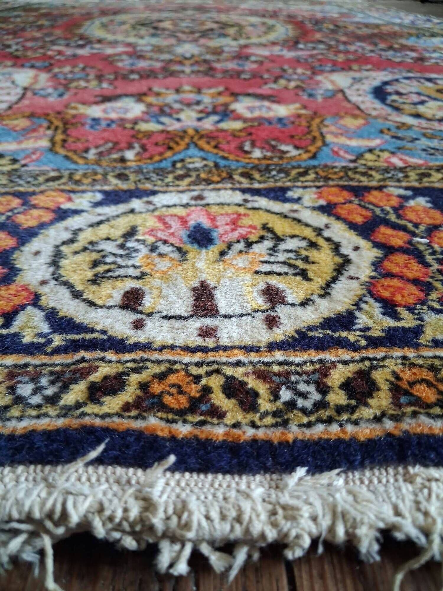 Handmade Tabriz Persian rug 216x140cm