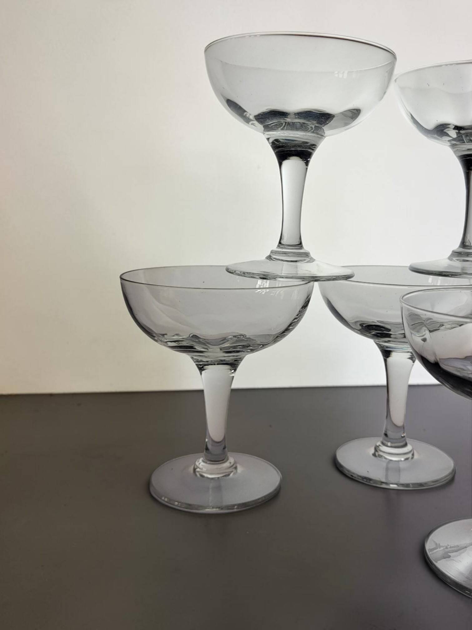 6 champagne coupes