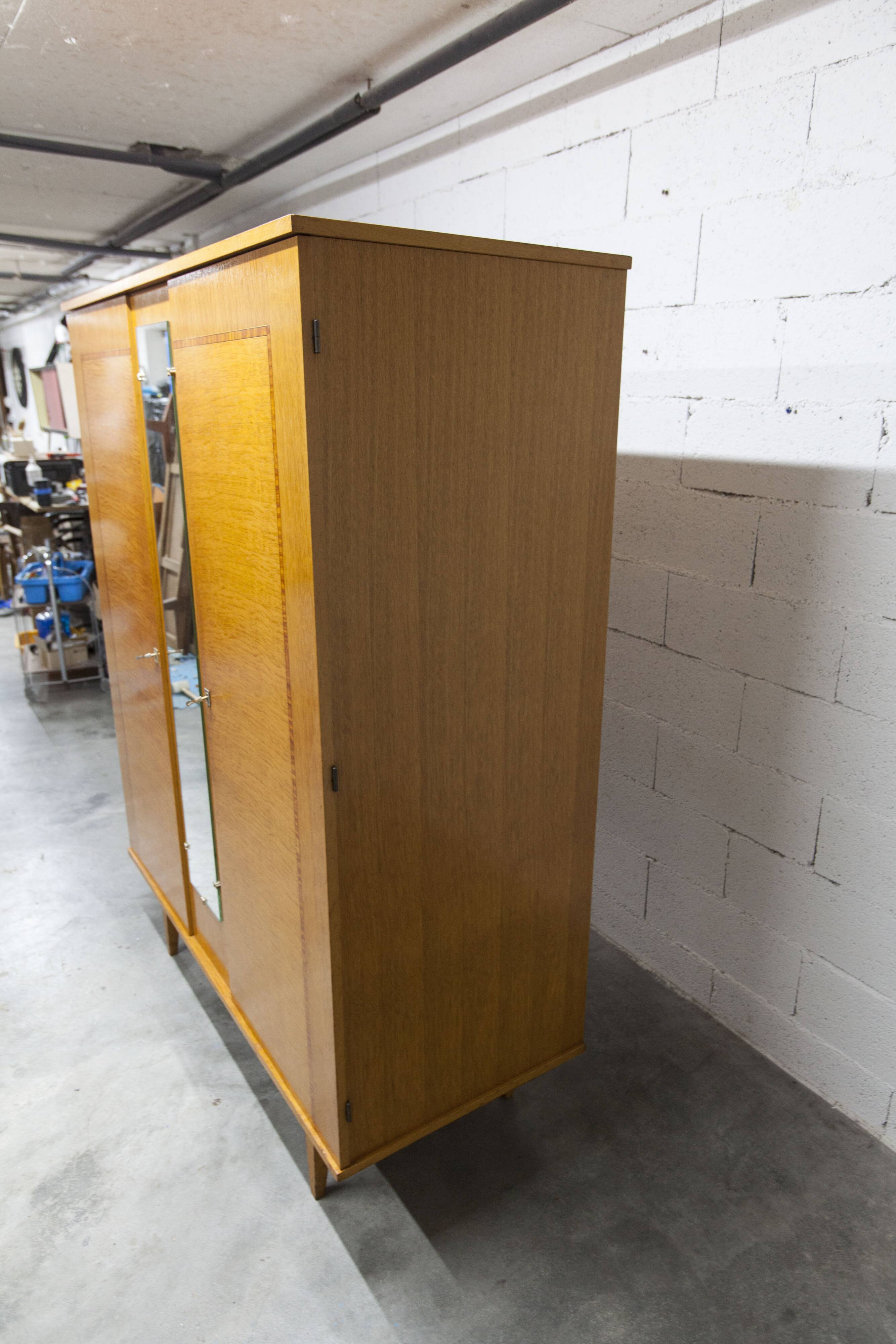 1970 Scandinavian wardrobe with shelves and mirror, 21x126, 2 doors.