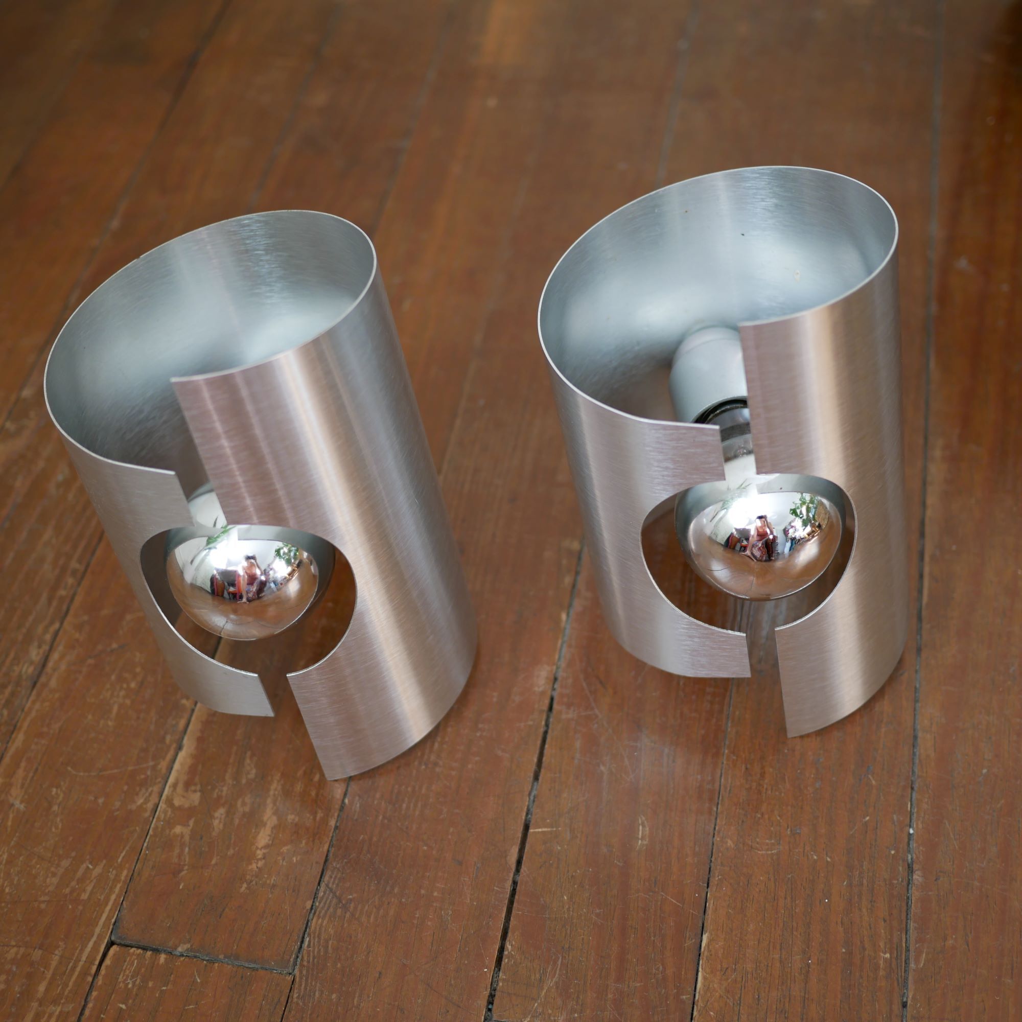 Pair of wall Space Age design