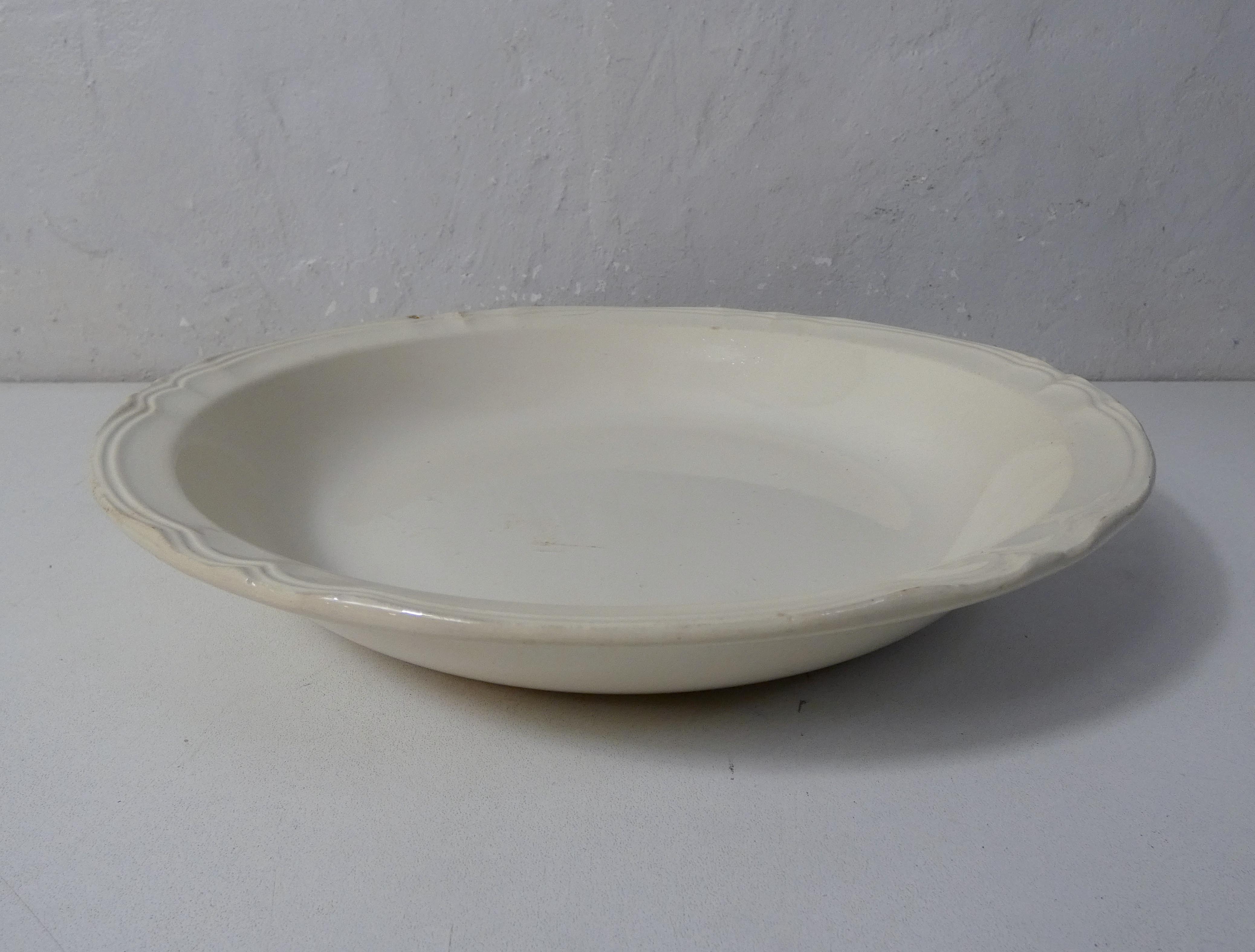 Hollow dish Digoin