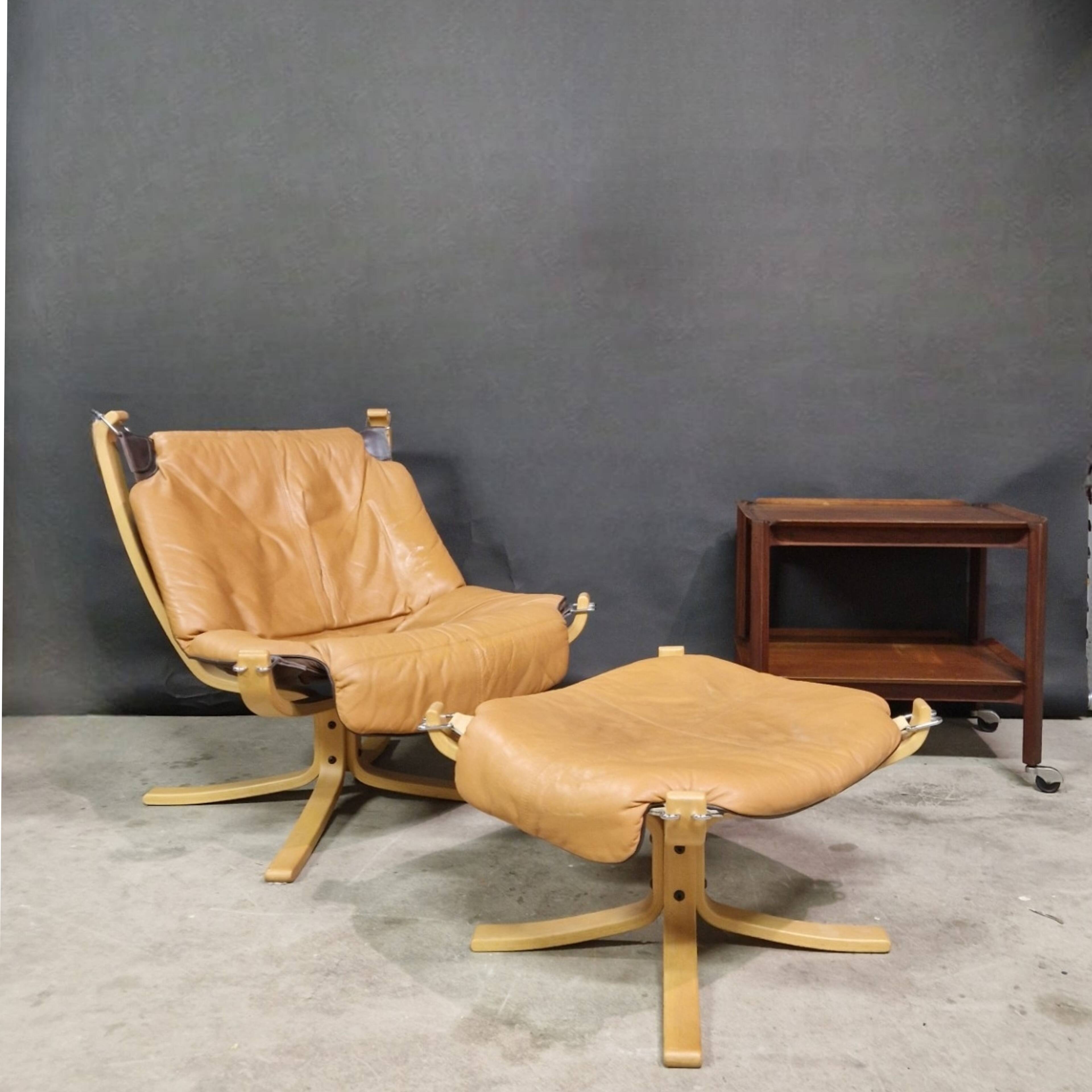 Fauteuil lounge et ottoman Falcon de Sigurd Ressel pour Vatne, Norvège 1970