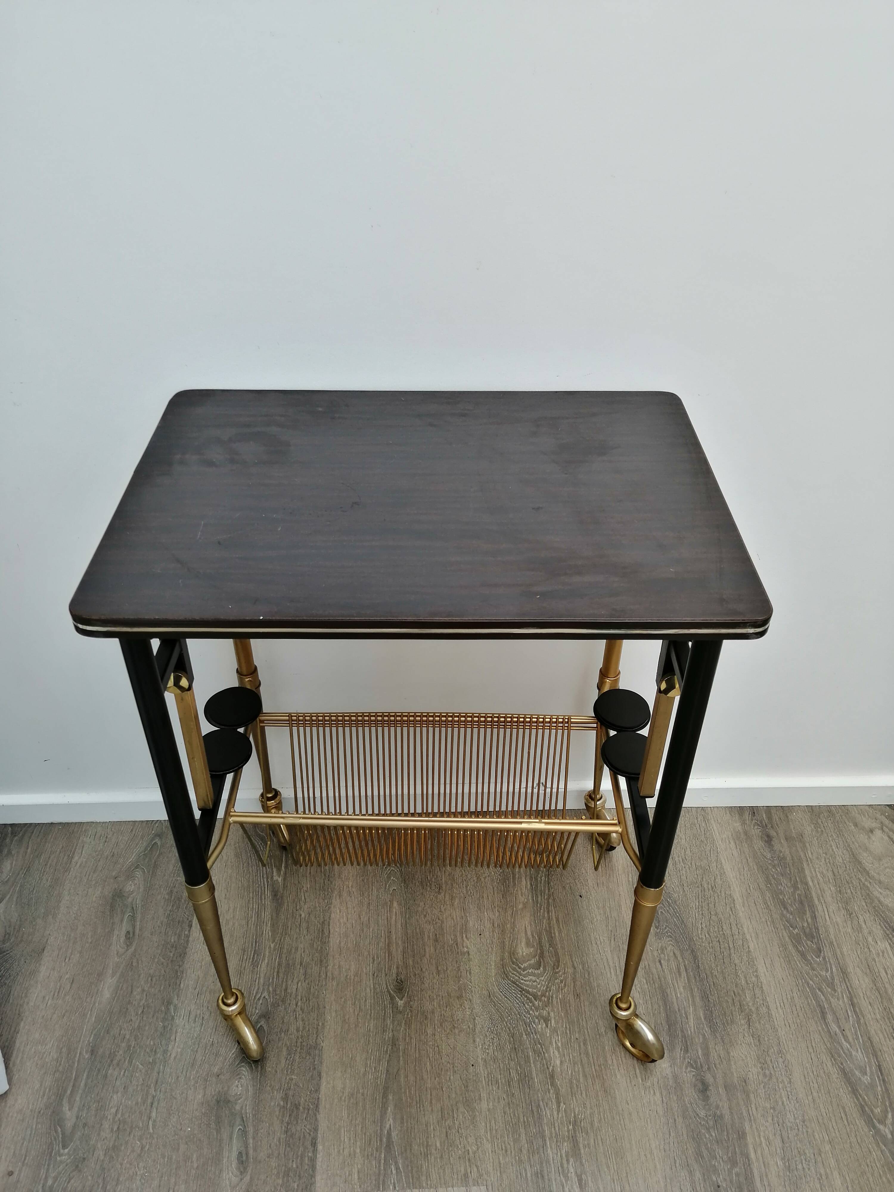 Furniture for vinyl platinum