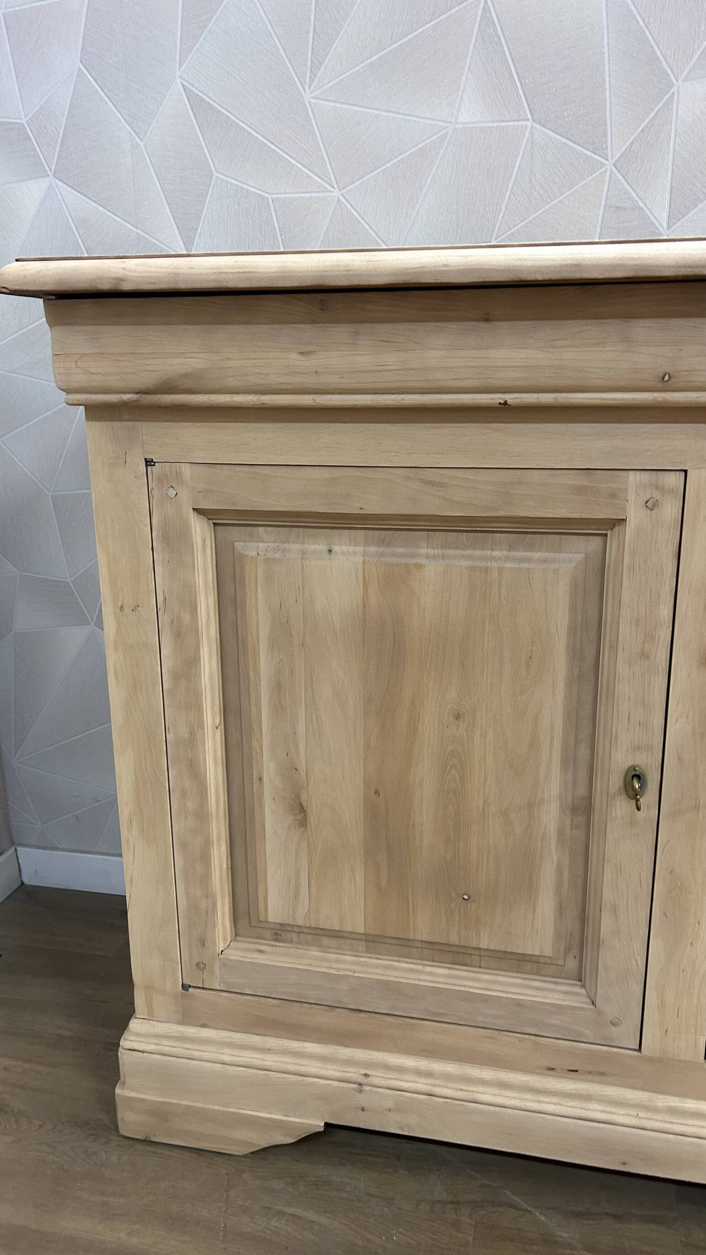 Louis Philippe sideboard in solid airbrushed beech