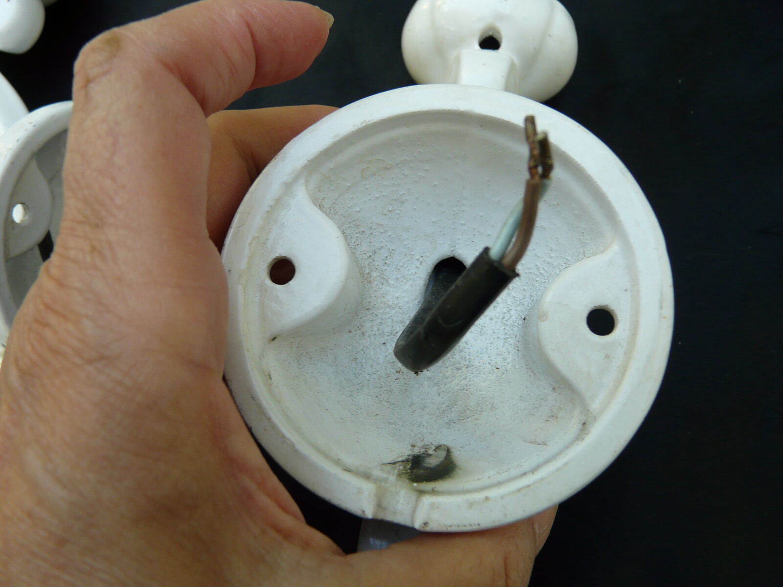 Paire d'appliques en fonte émaillée décotec