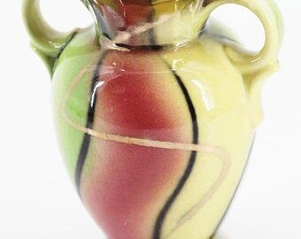 Vase en céramique ancien