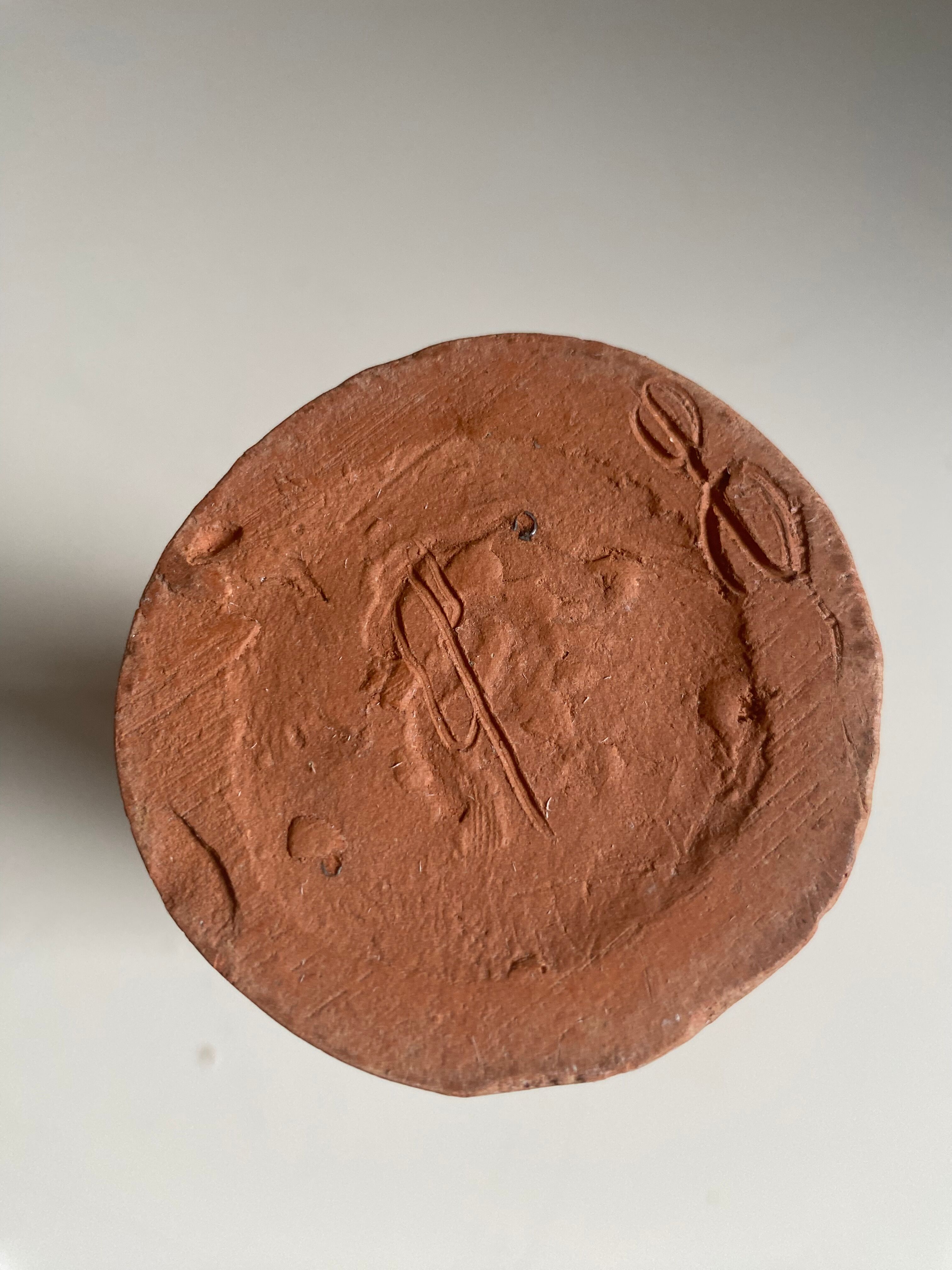 Vase terracotta roll enamelled interior