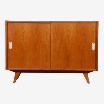 Oak chest of drawers, model U-452, by Jiroutek for Interier Praha, 1960