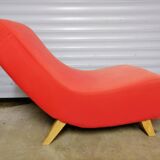 Armless chair