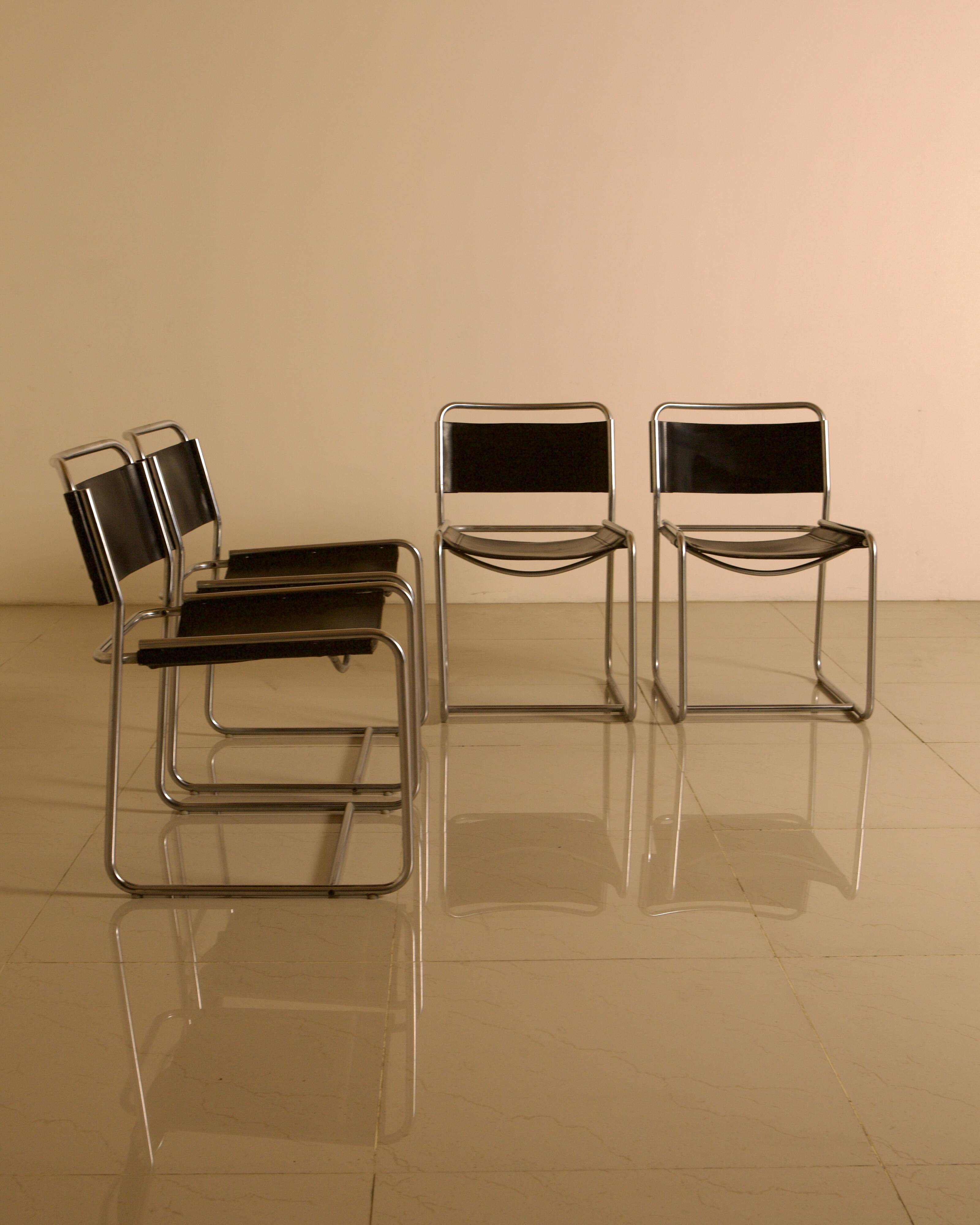 Set of 4 SE18 chairs — Claire Bataille & Paul Ibens / Spectrum, year
