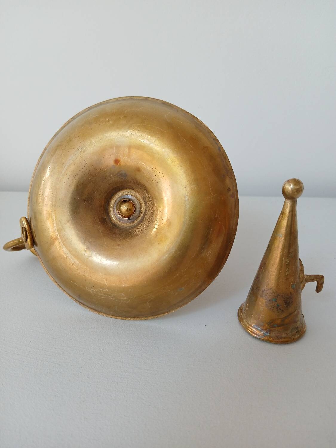Set of 2 brass cellar rat candlesticks