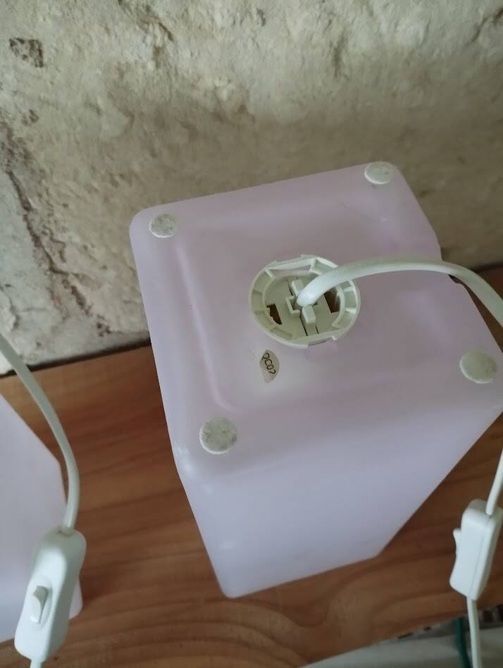 Duo de lampes IKEA GRONO – Rose clair – Design scandinave
