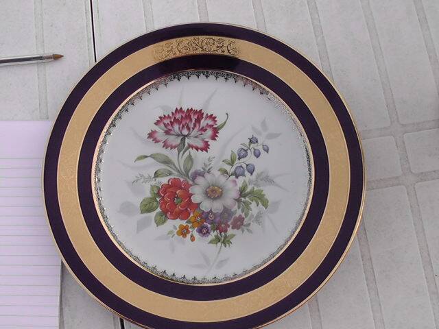 Collectible plate in Limoges kiln blue porcelain