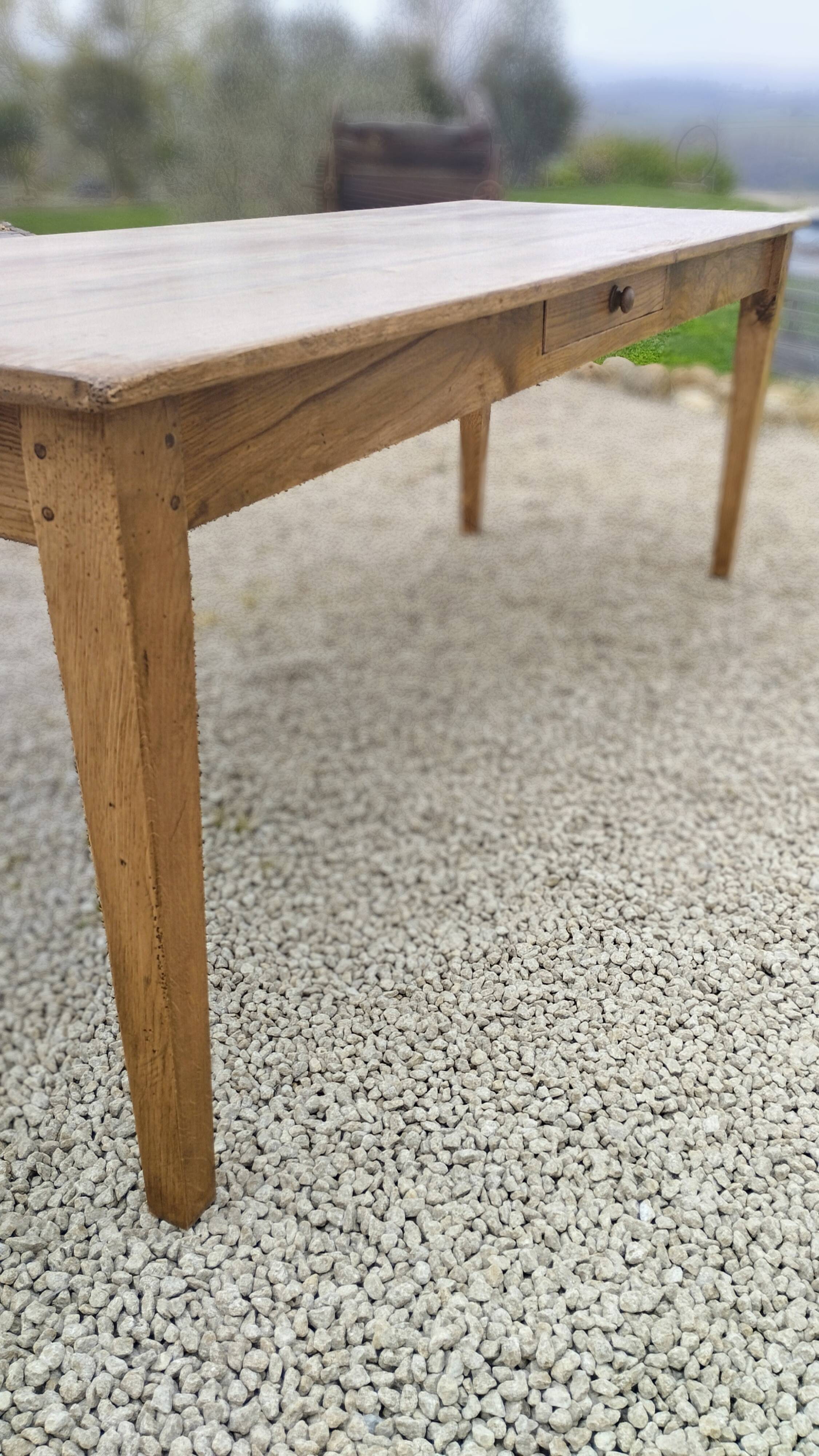 Solid oak farmhouse table 220cm x 75cm