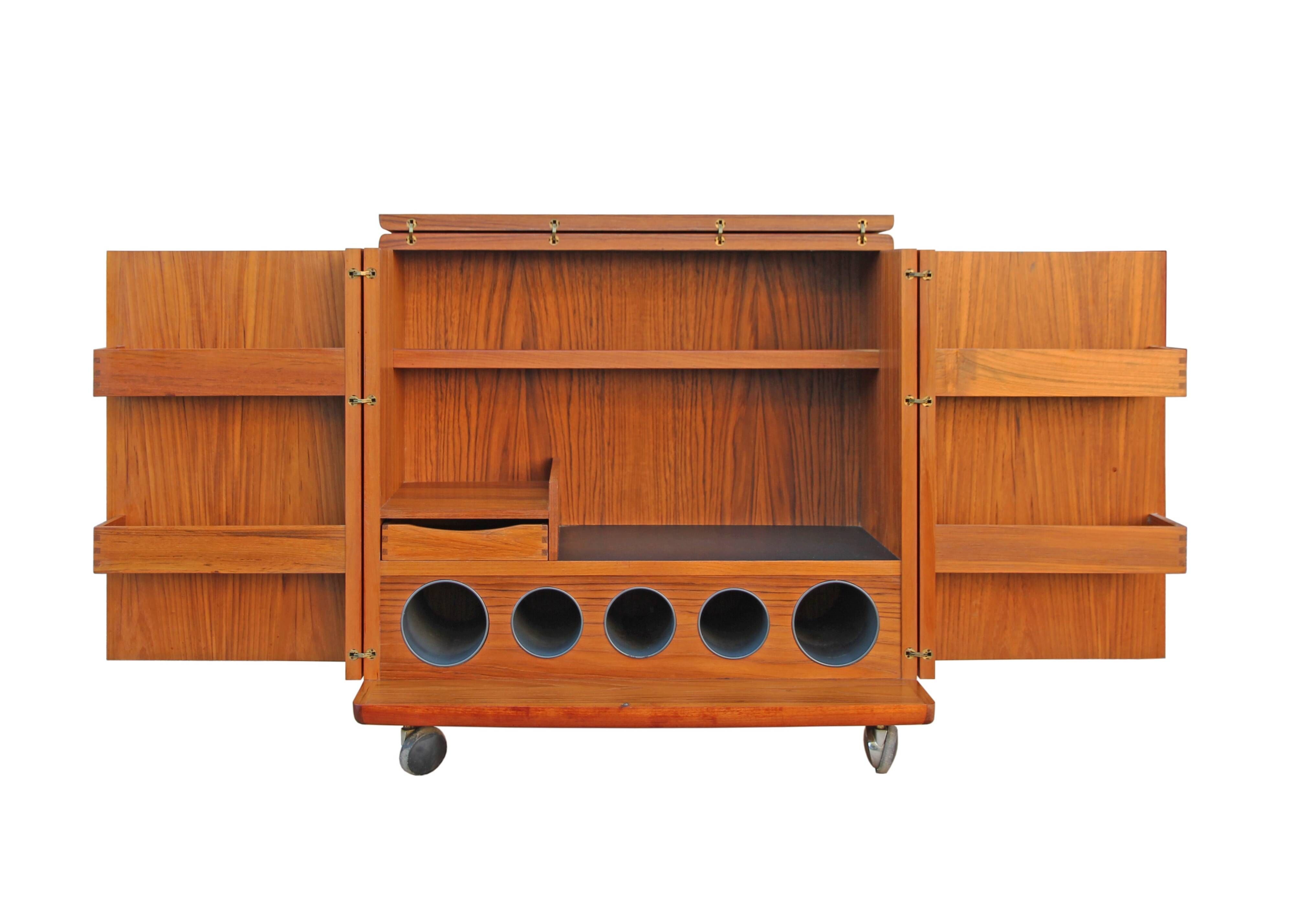 Danish teak bar cabinet by Illum Wikkelsø for CFC Silkeborg, 1960s.