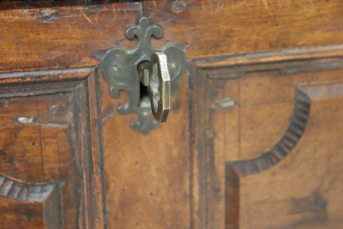 Antique Chest In Solid Walnut, Italy 18th Century