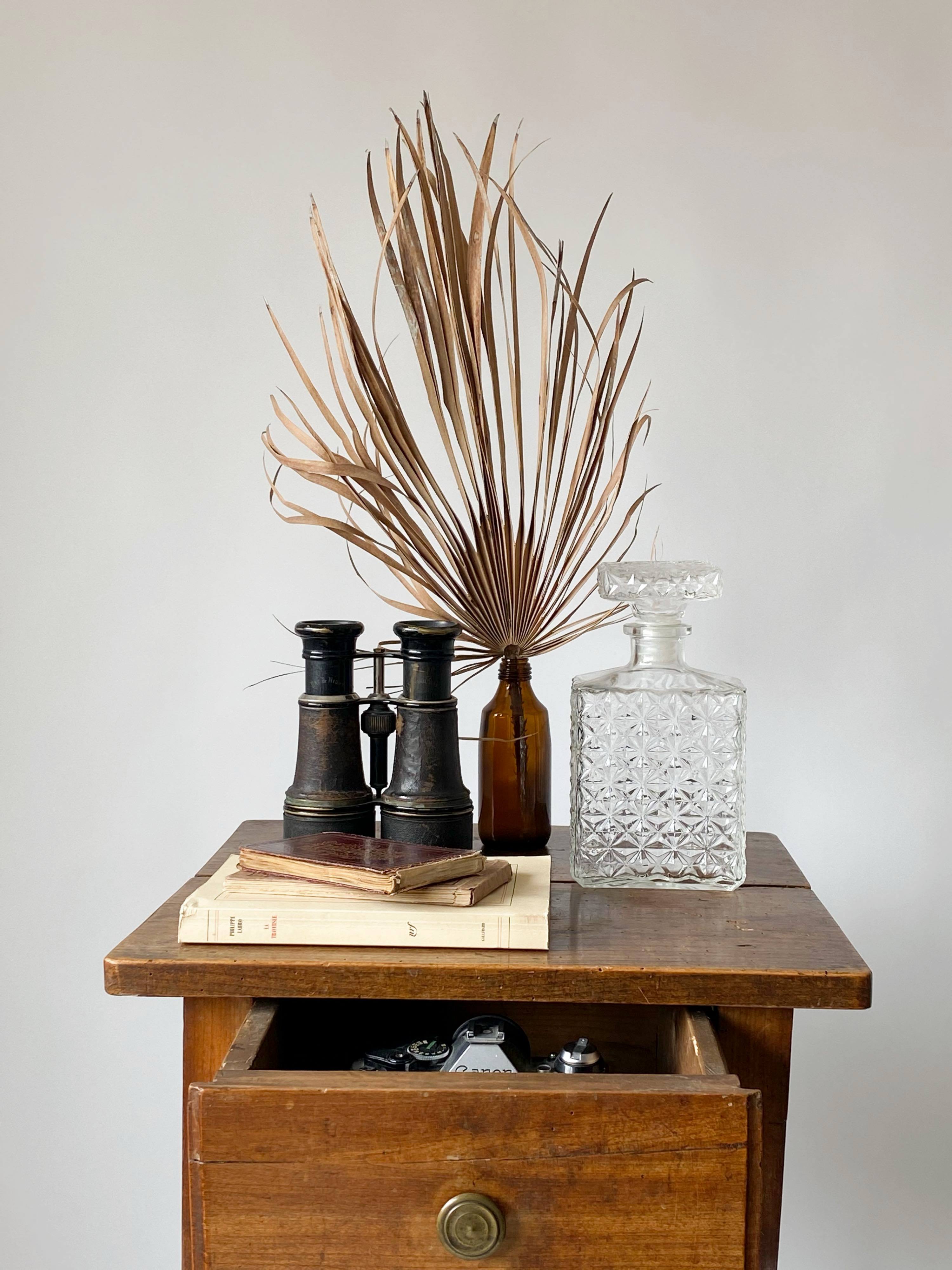 Diamond tip whisky carafe