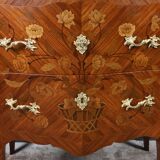 Small marquetry chest of drawers, Louis XV style – early 20th century
