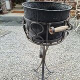 Wrought iron standing planter