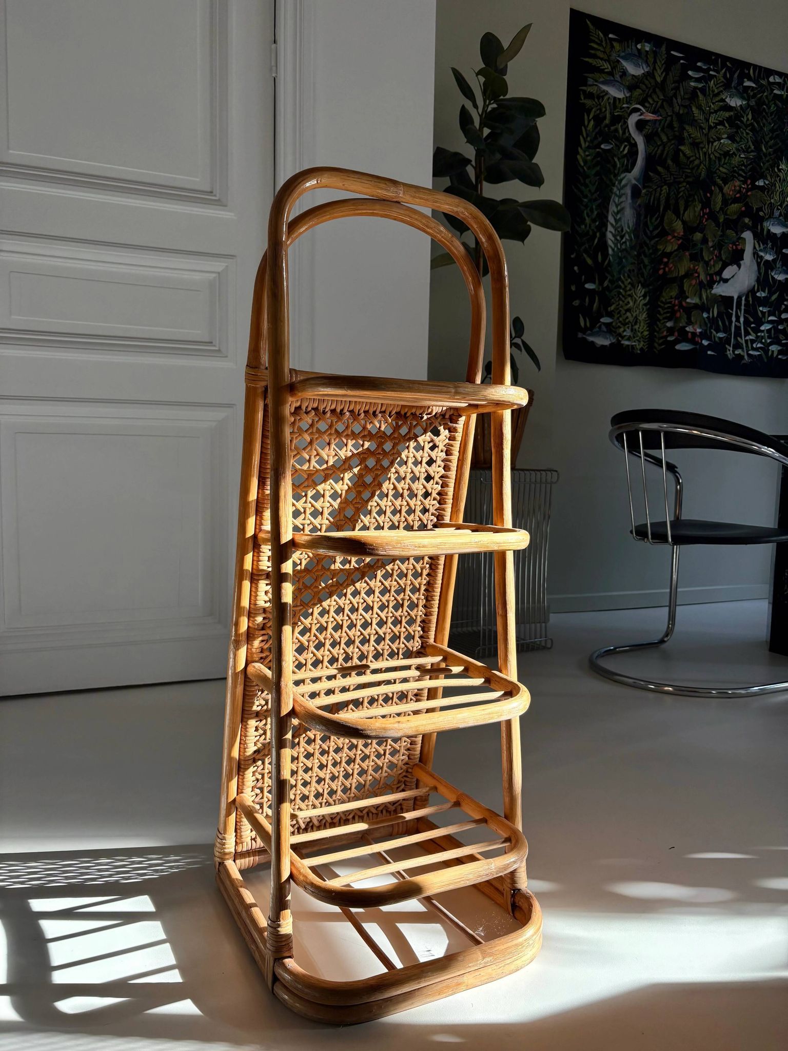 Étagère vintage en rotin et cannage – années 70