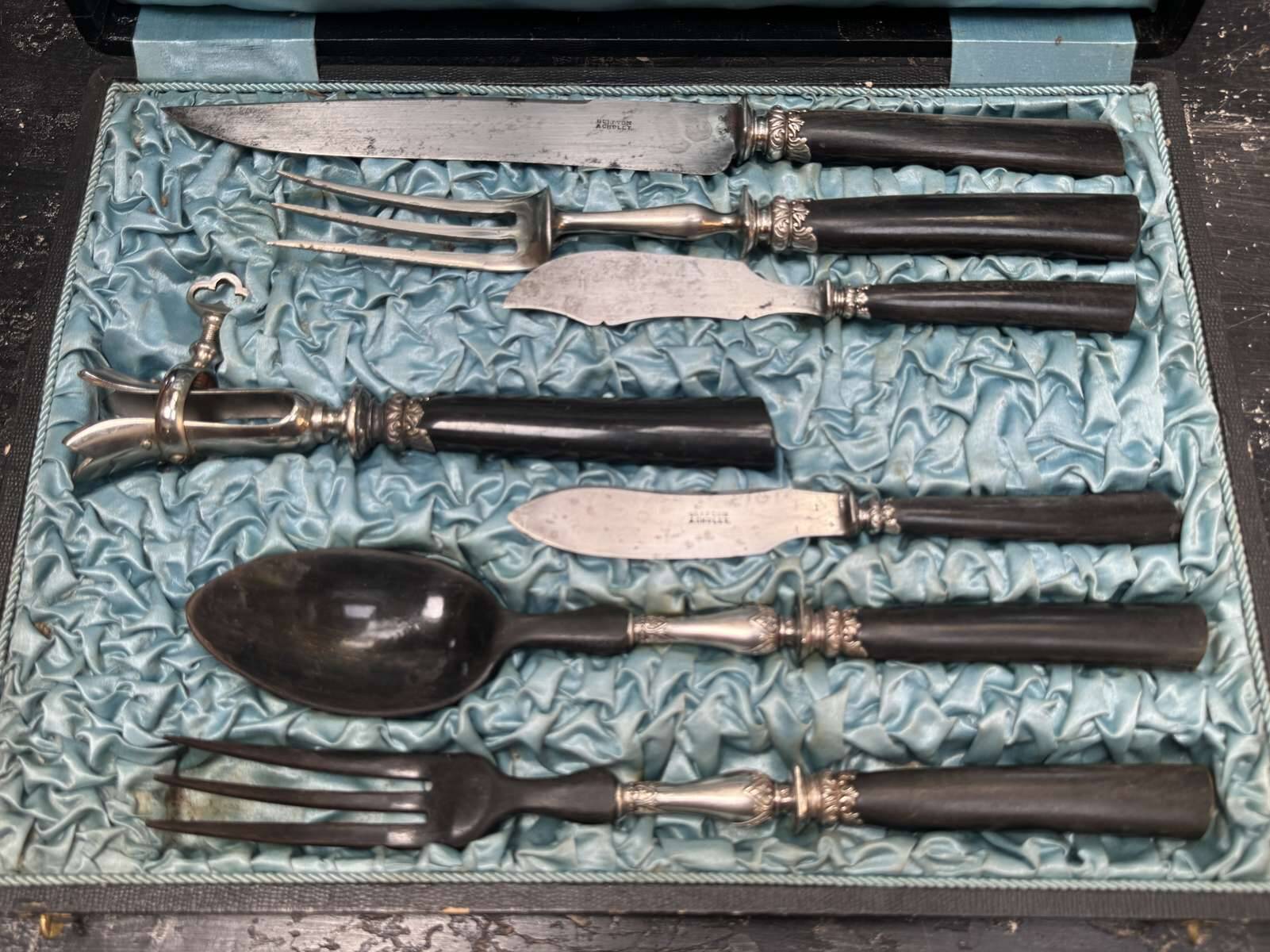 7-piece carving and serving set from the early 20th century.