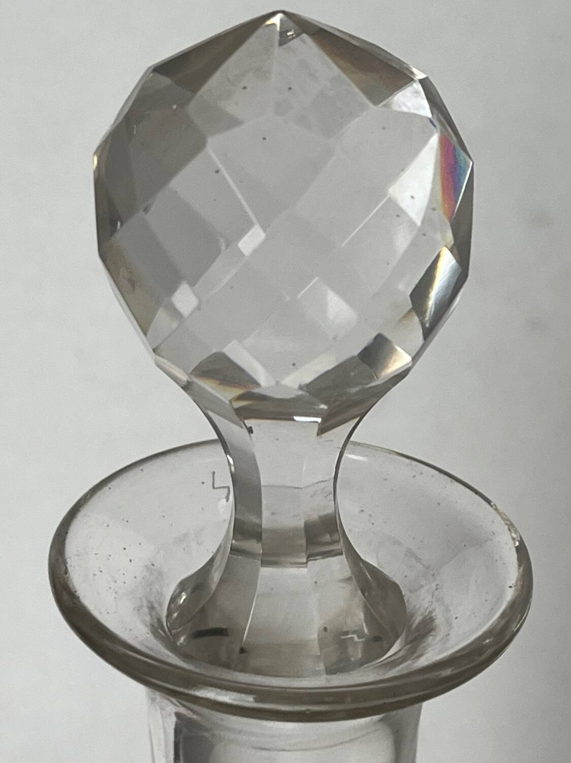 Pair of engraved crystal decanters