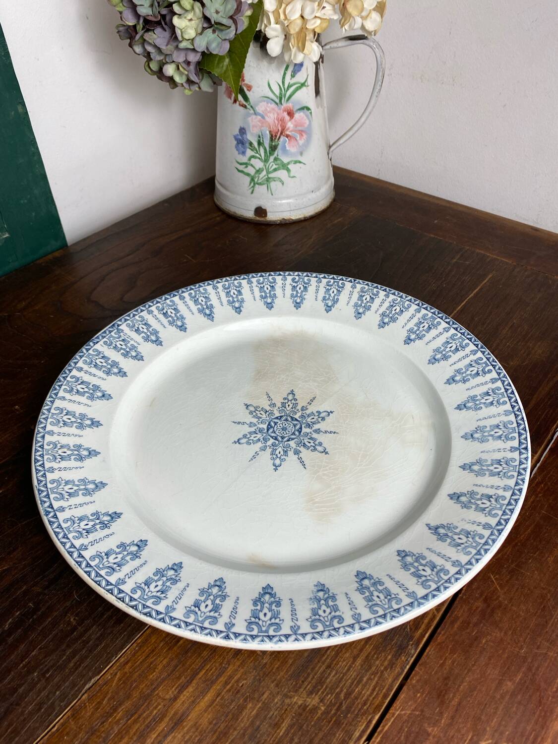 Serving dish, iron earth, Gien