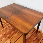 Table extensible tchécoslovaque par Jindřich Halabala pour UP Závody, 1950