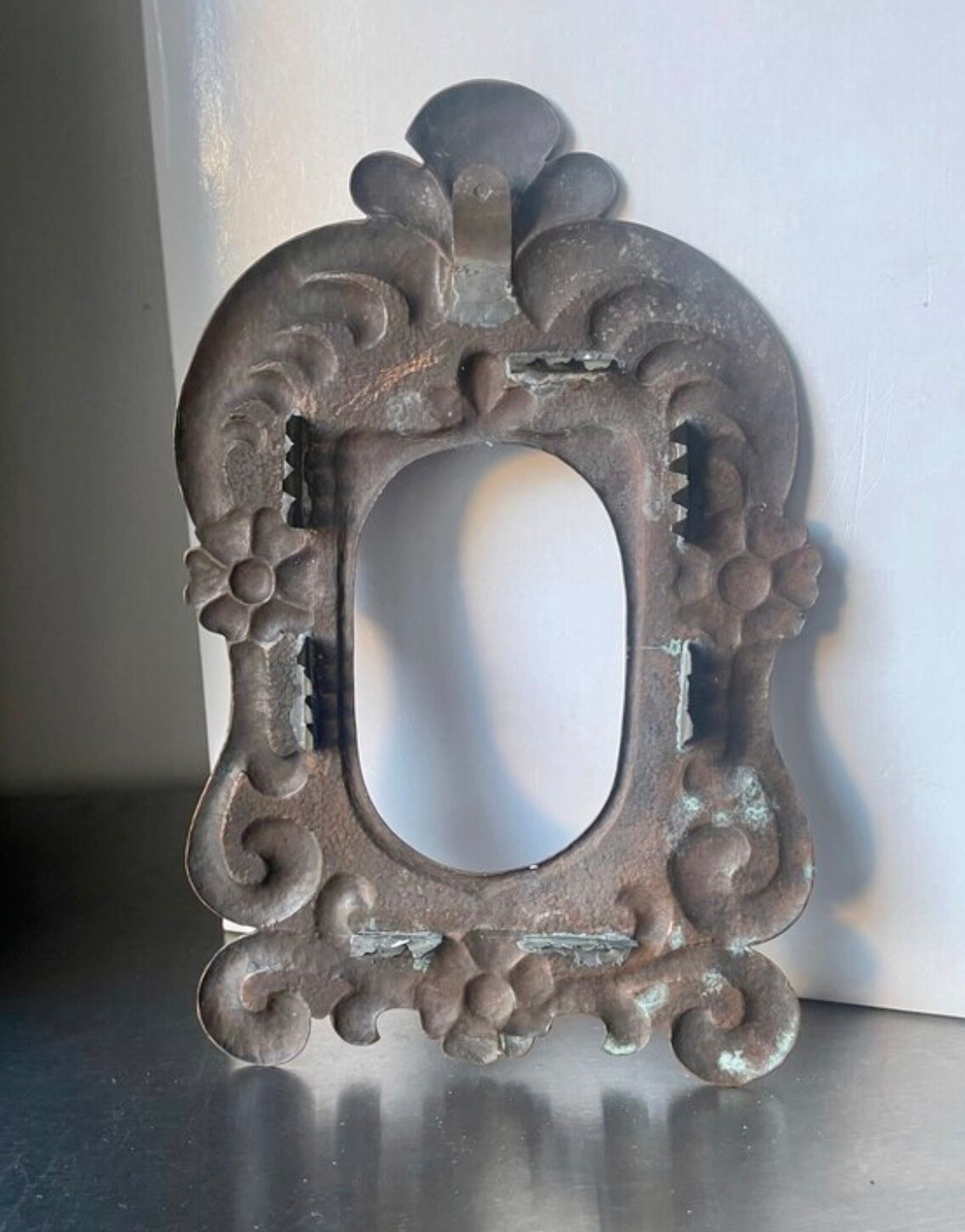 Art nouveau copper metal frame 31 cm x 19 cm