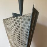 Porte parapluie 1950 tole perforée et laiton