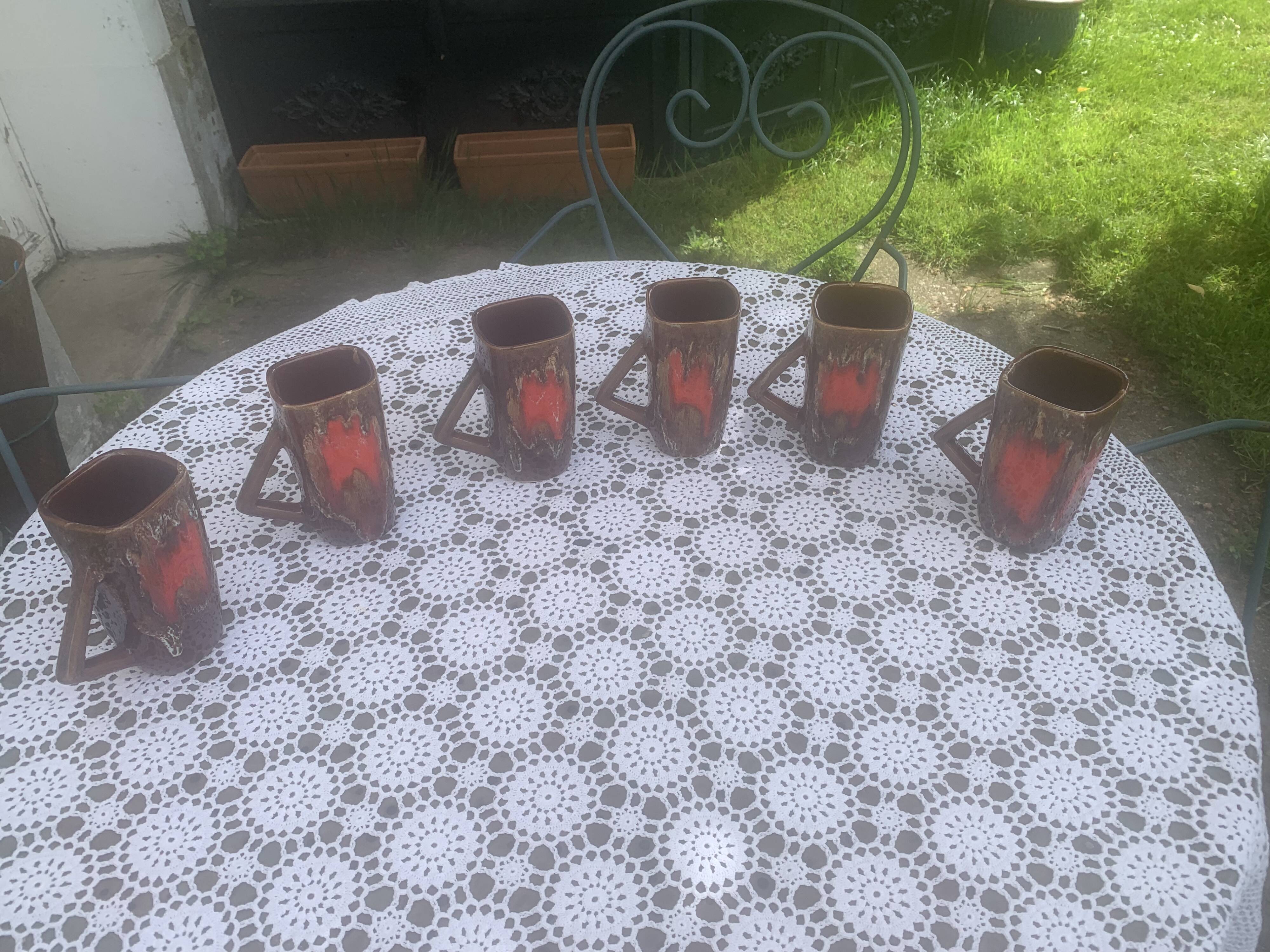 6 enamelled ceramic mugs, red and brown, Vallauris, vintage and designer