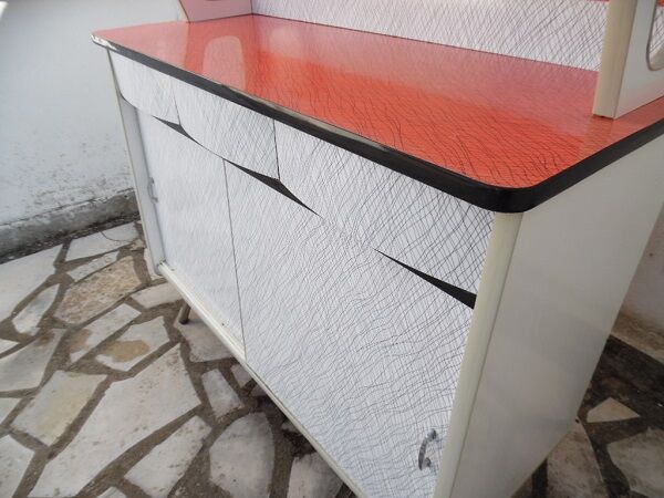 Vintage buffet in formica