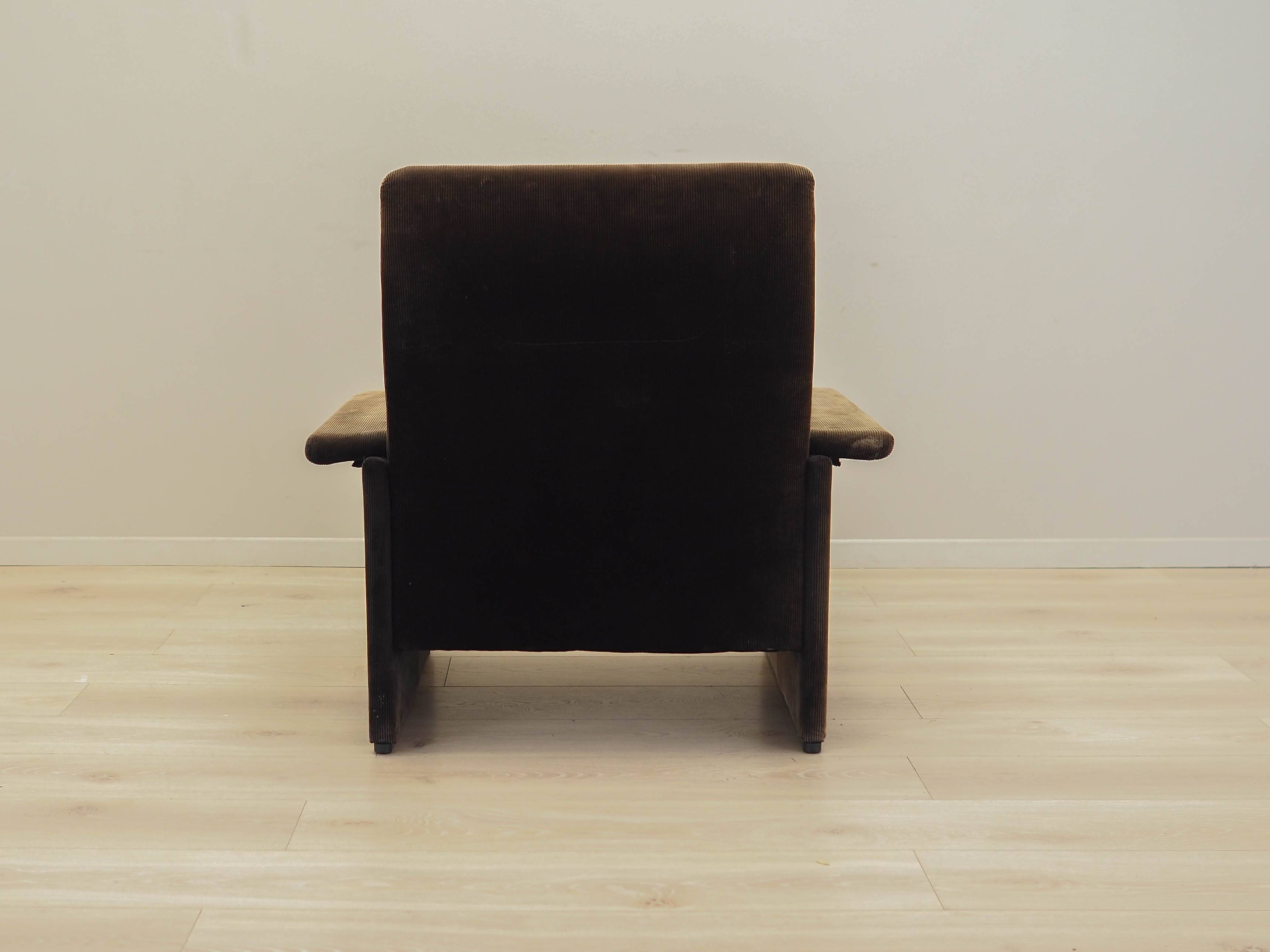 Corduroy armchair, Italian design, 1970s, production: Italy