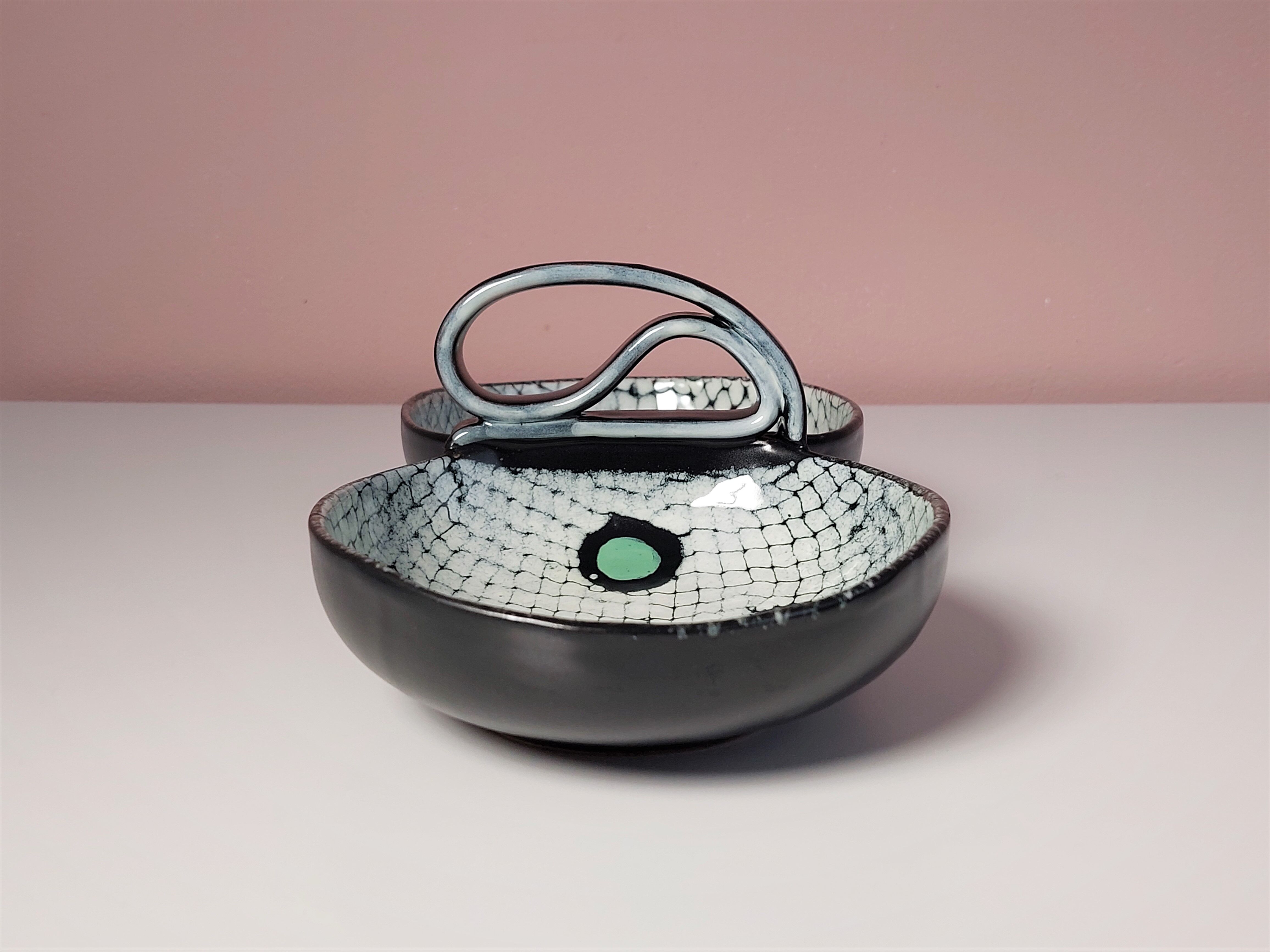 Italian ceramic serving bowl by aldo londi for bitossi 1950's