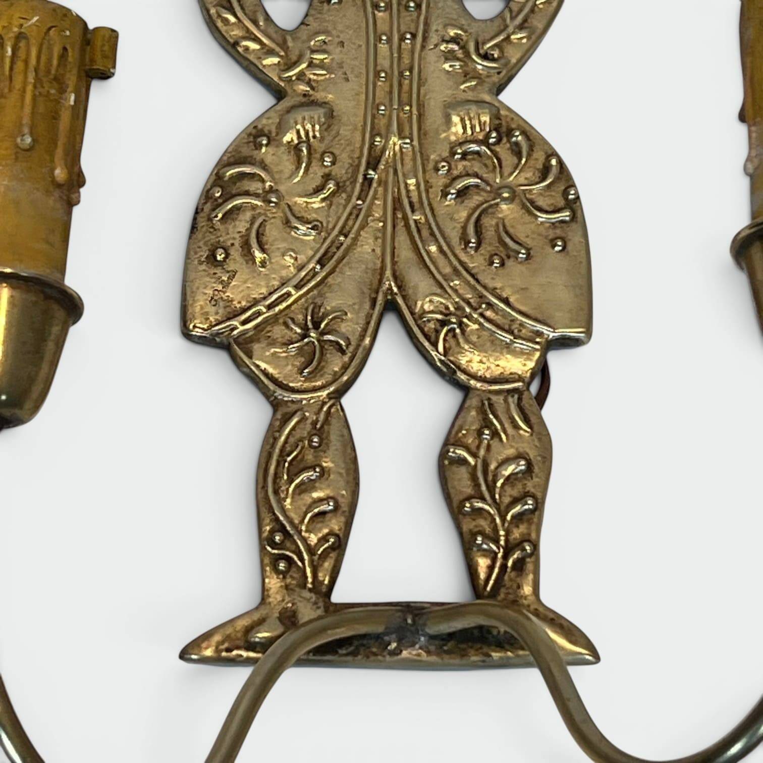 Paire d'Appliques Néoclassiques en Laiton à Décor de Personnages, Homme et