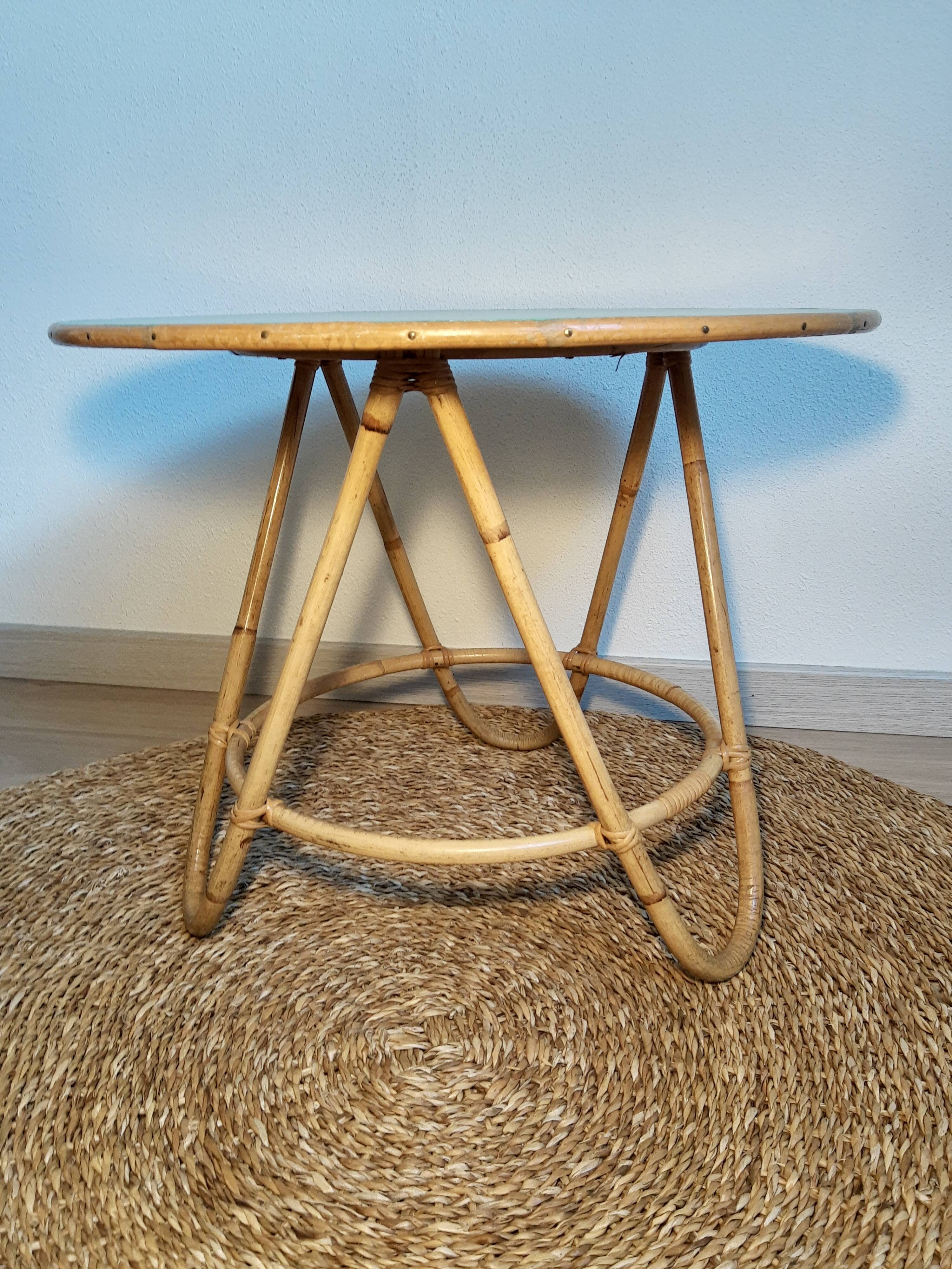 Vintage restyled rattan tripod table
